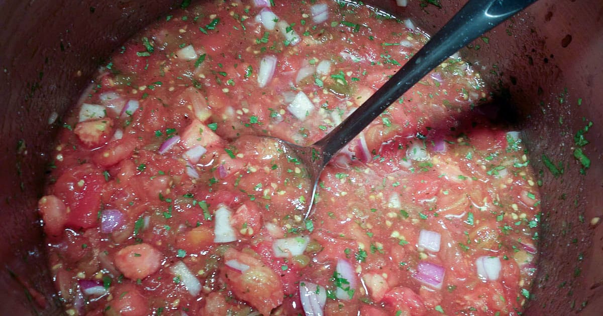 salsa in stockpot
